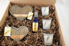 Flaming Hearts Gift Box - 002